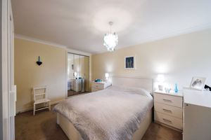 BEDROOM- click for photo gallery